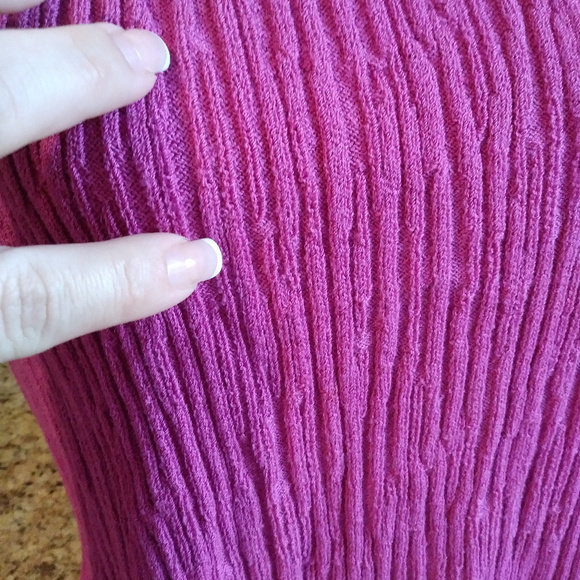 St. John Textured Knit Camisole Crop Top Shell EUC - Picture 4 of 8